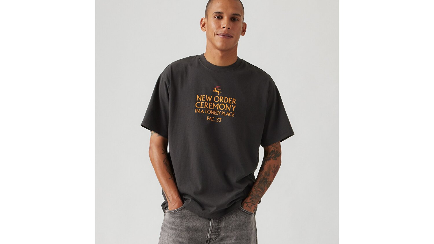 Levi's® New Order Band Tişört