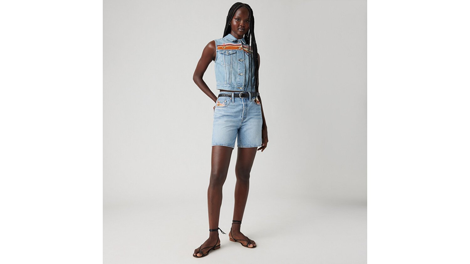 501® Mid Thigh Kadın Jean Şort