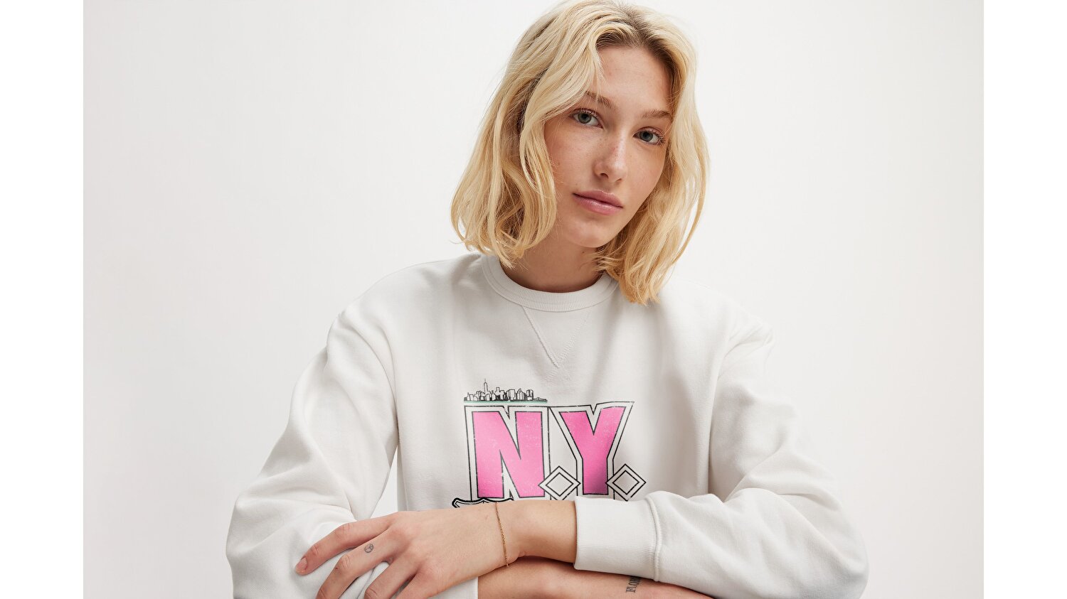 Graphic Heritage Crewneck Sweatshirt
