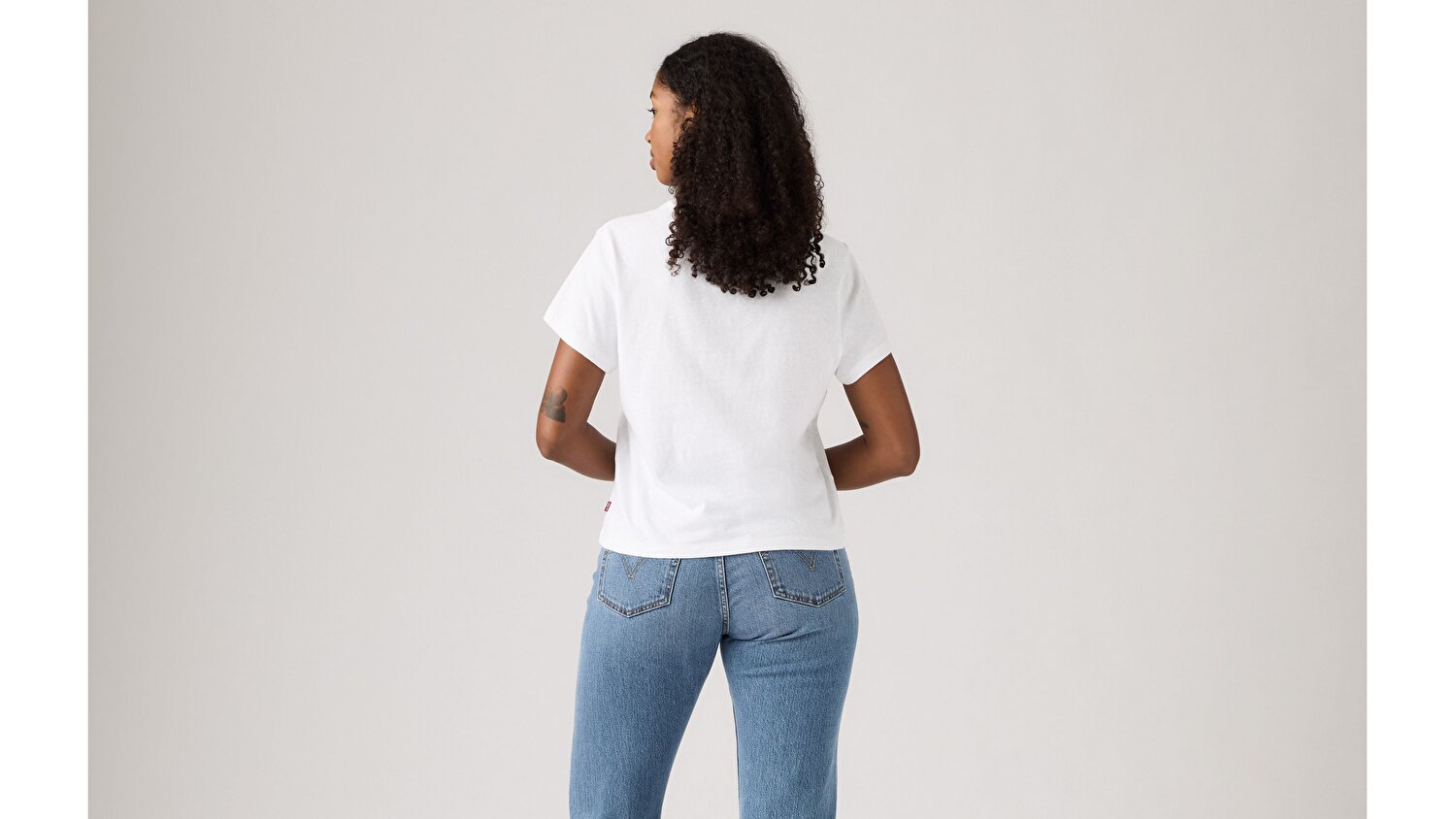 Graphic Classic Tişört