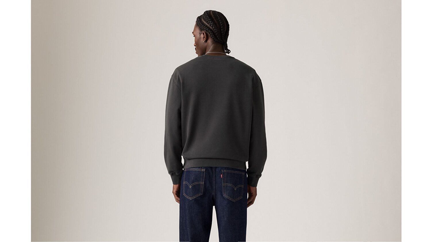 Relaxed Graphic Sweatshirt