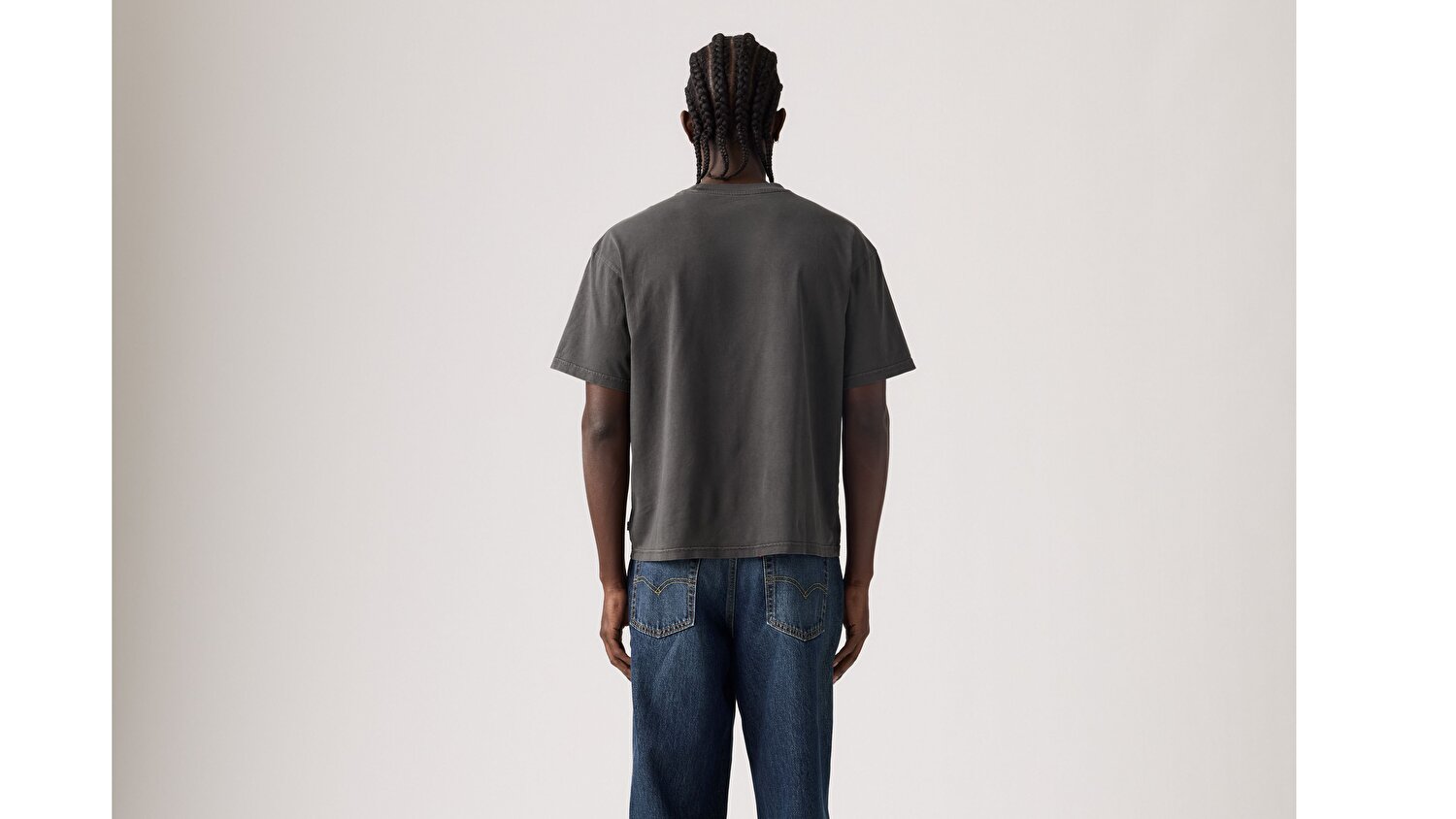 Classic Boxy Short-Sleeve Tişört