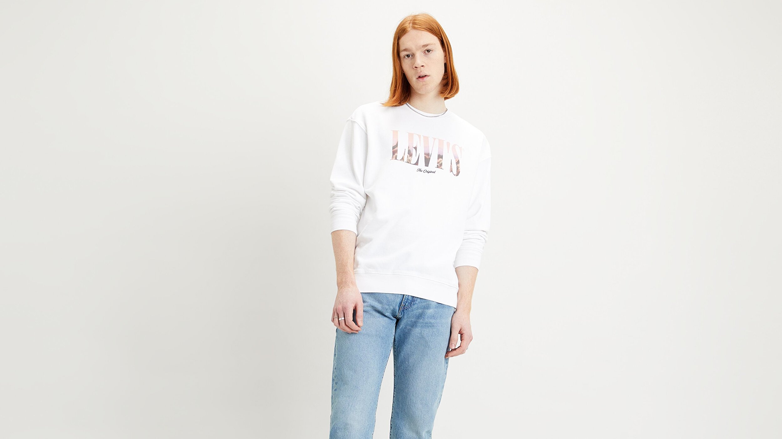 Levi S Relaxed T2 Graphic Crew Serif Relaxed Beyaz Erkek Sweatshirt Beyaz Levis