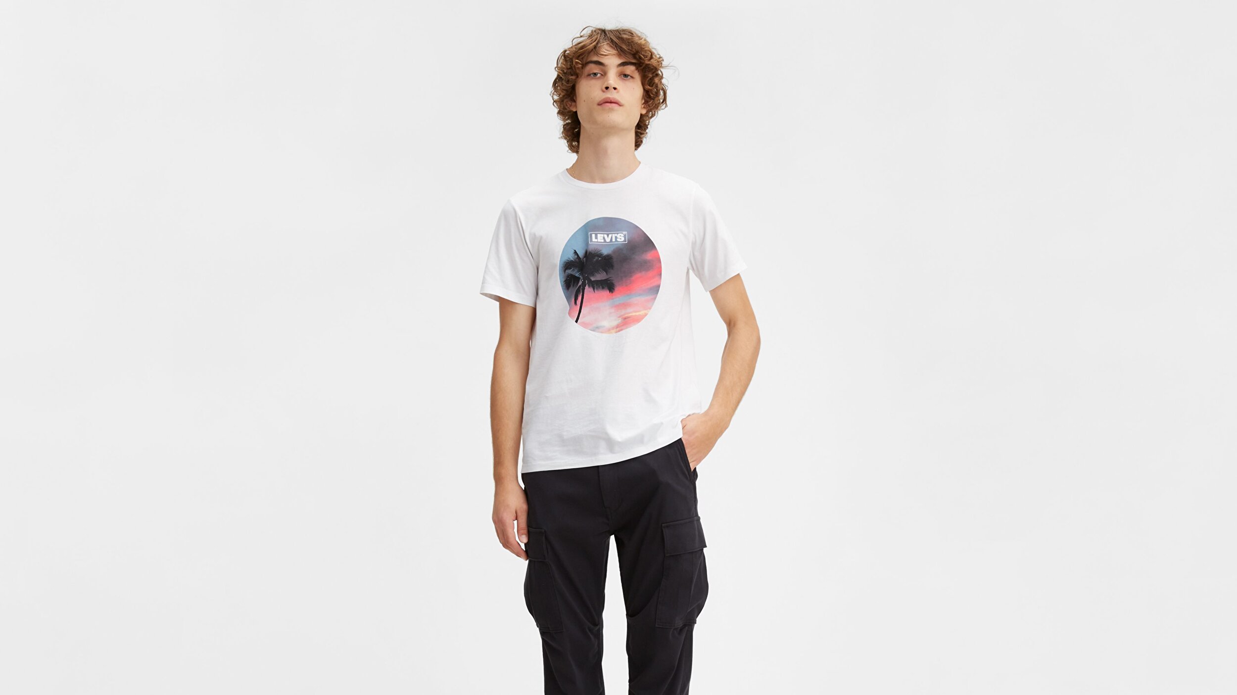 Levi S Graphic Set In Neck 2 Bi Photo Beyaz Erkek Tisort Beyaz Levis