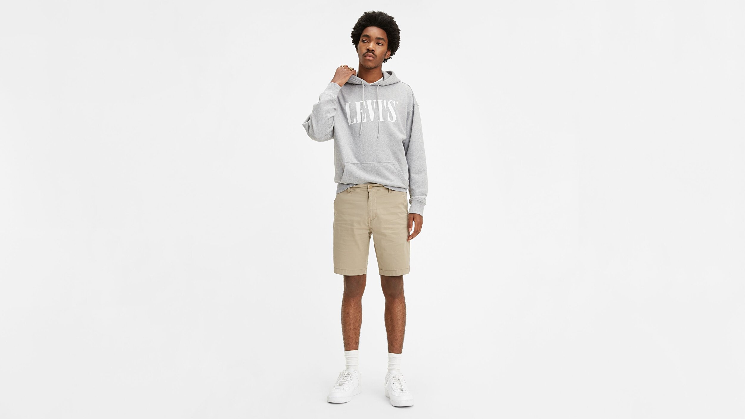 Levi S Xx Chino Tapered Fit Erkek Sort True Chino Microsand Twill Beyaz Levis