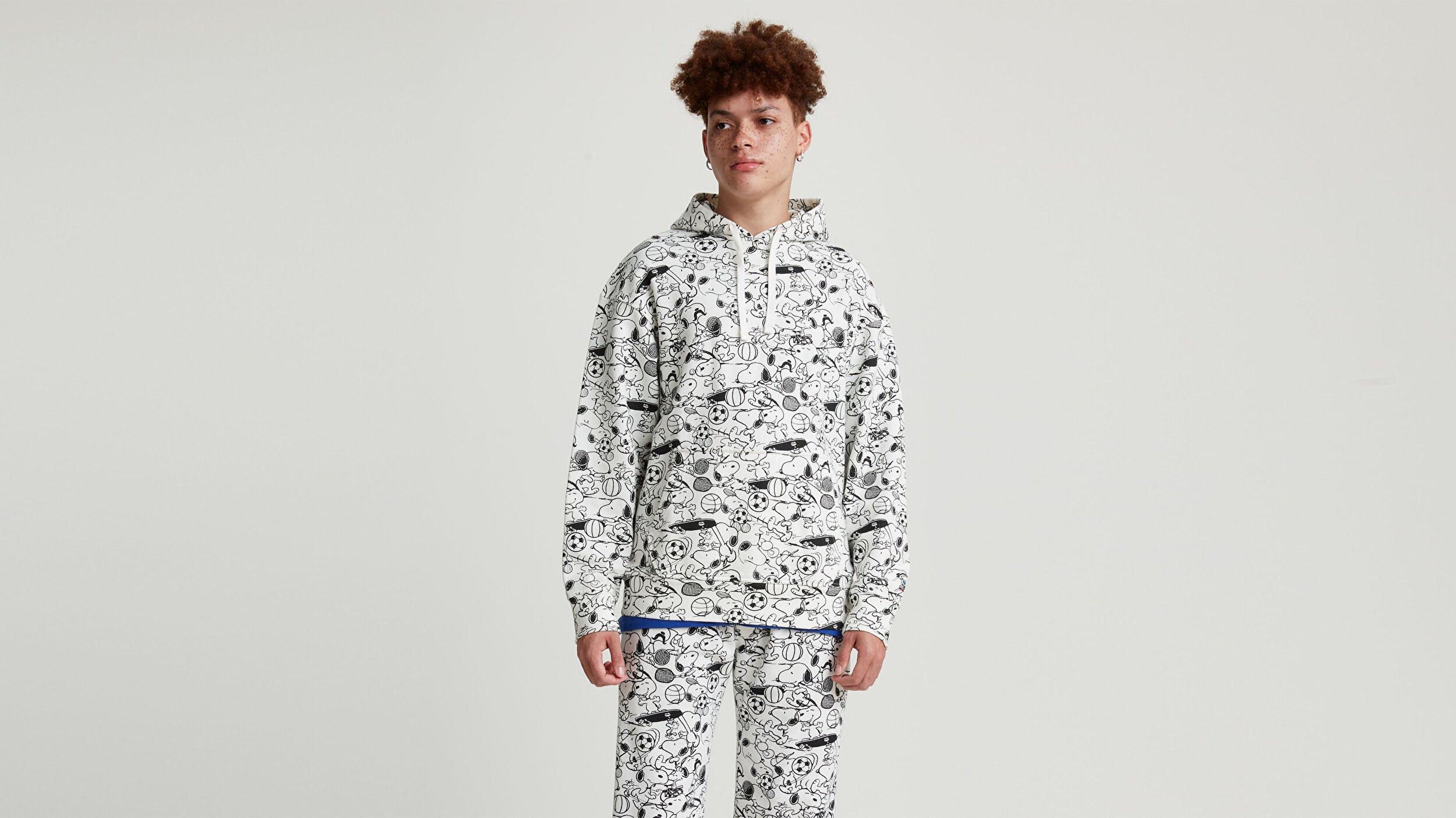 Levi S T3 Relaxd Graphic Hoodie Snoopy Aop Cok Renkli Erkek Kapusonlu Sweatshirt Cok Renkli Levis
