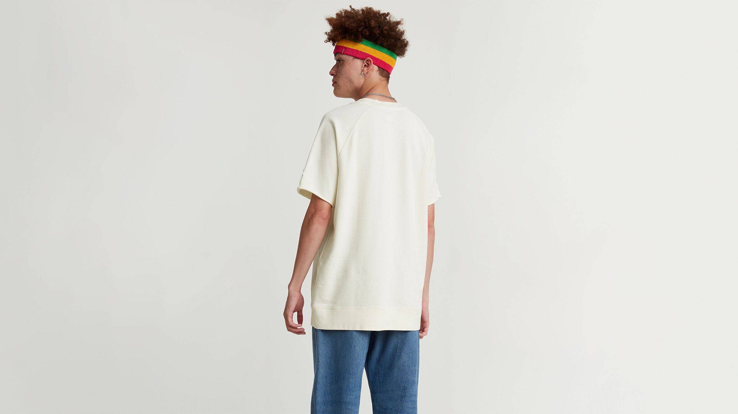 Levi S Ss Crewneck Cutoff Skate Snoopy Beyaz Erkek Sweatshirt Beyaz Levis