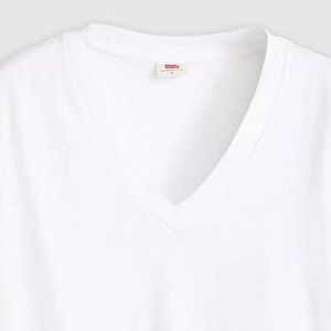 Boxy V Yaka Tişört