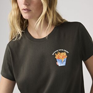 Graphic Favorite Tişört