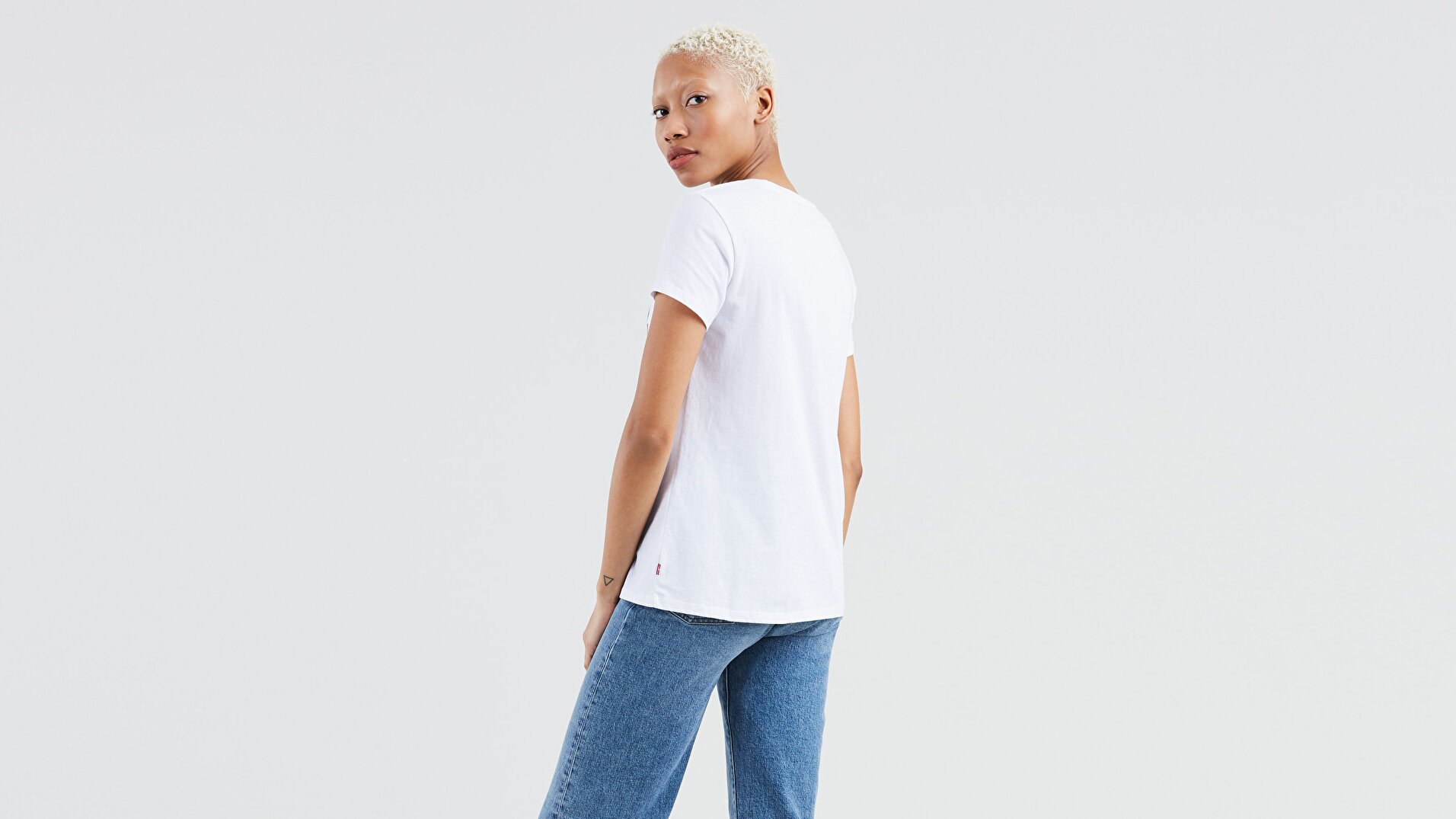 Perfect Graphic Tee Good Sportswear Beyaz Kadın Tişört