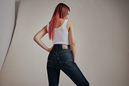 Kadınlar için 5 Jean Modeli