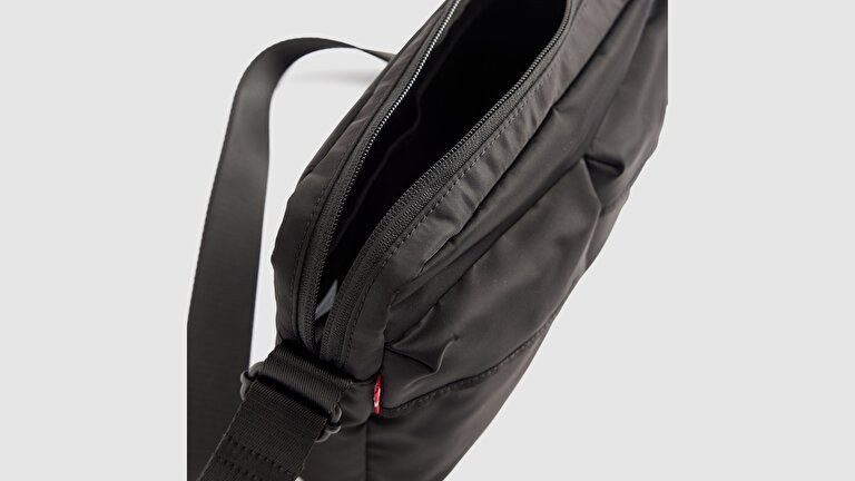 Levi's® Mission Bay Crossbody Çanta