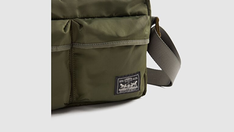 Levi's® Mission Bay Crossbody Çanta