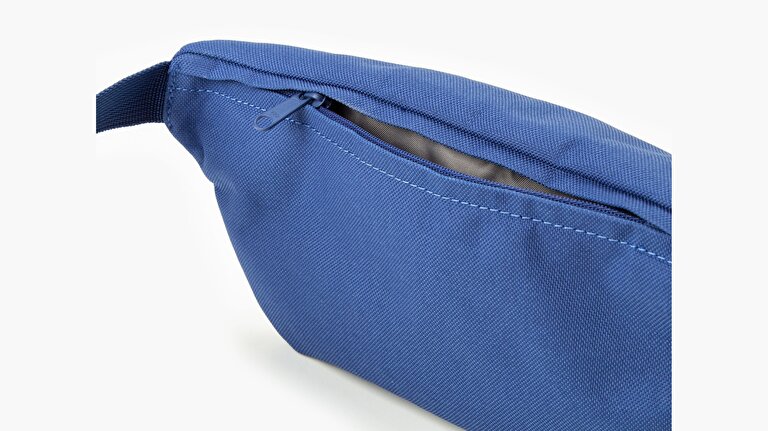 Levi's® Headline Logo Small Banana Sling Bag Çanta