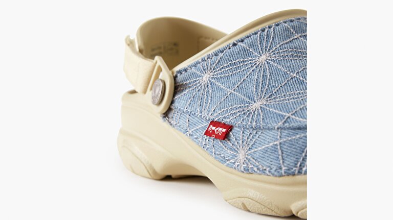Levi's® x Crocs™ All Terrain Clogs Terlik